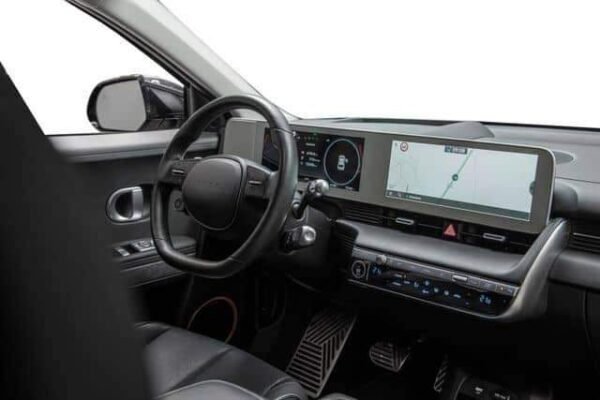 Hyundai Ioniq – Image 30