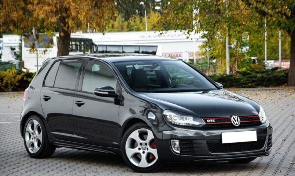 Volkswagen Golf – Image 10
