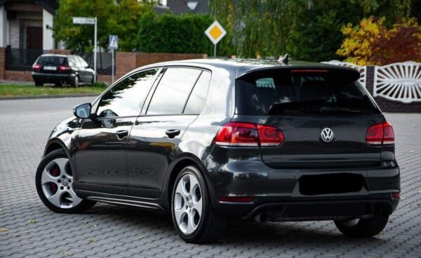 Volkswagen Golf – Image 16