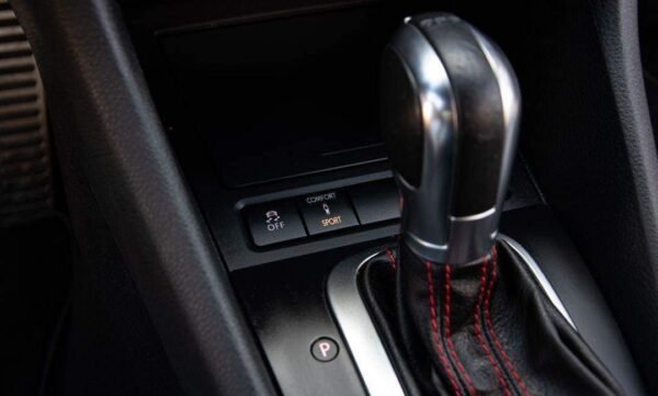 Volkswagen Golf – Image 23