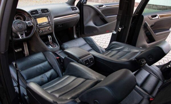 Volkswagen Golf – Image 28