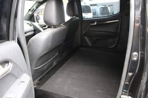 Isuzu D-max – Image 13
