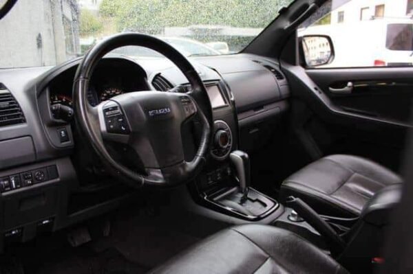 Isuzu D-max – Image 11