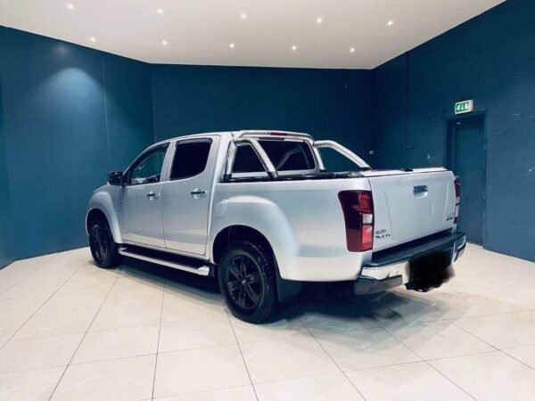 Isuzu D-max – Image 3