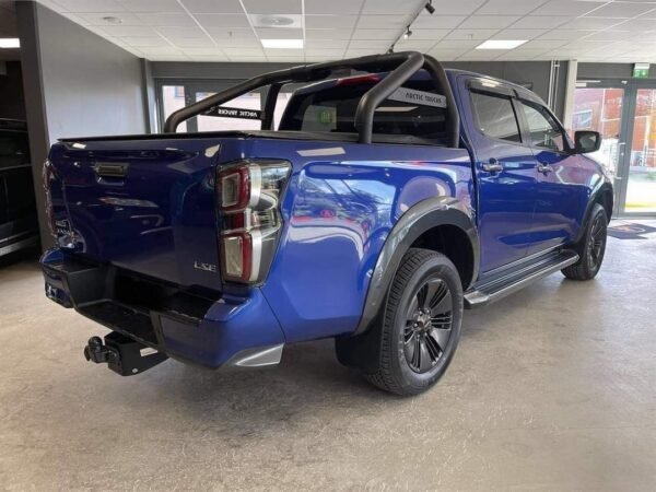 Isuzu D-max – Image 11