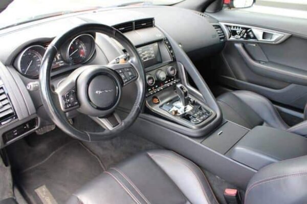Jaguar F-TYPE – Image 19
