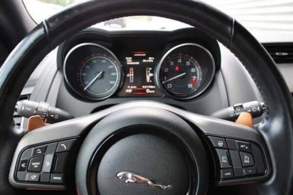 Jaguar F-TYPE – Image 28