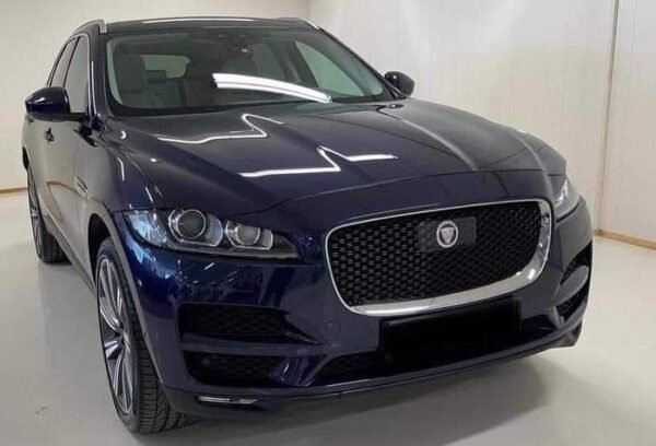 Jaguar F-PACE – Image 2