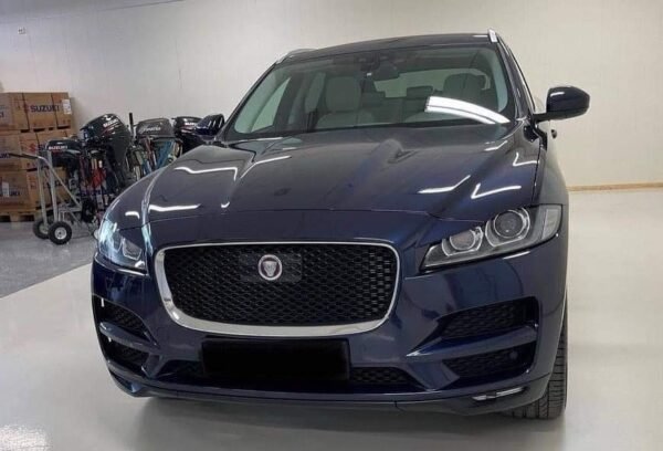 Jaguar F-PACE – Image 6