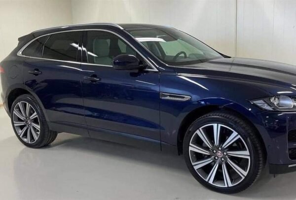 Jaguar F-PACE – Image 4