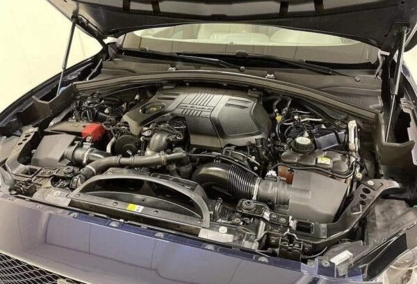 Jaguar F-PACE – Image 12