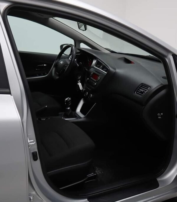 Kia Ceed – Image 24