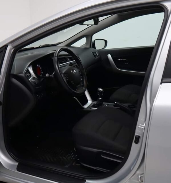 Kia Ceed – Image 27