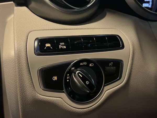 Mercedes-Benz Classe C 180 – Image 14