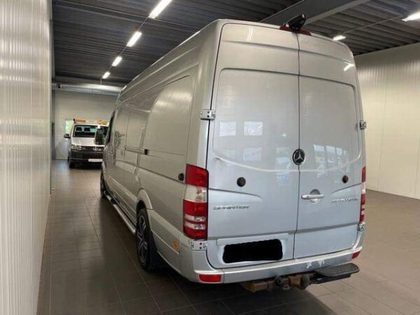 Mercedes-Benz Sprinter – Image 6