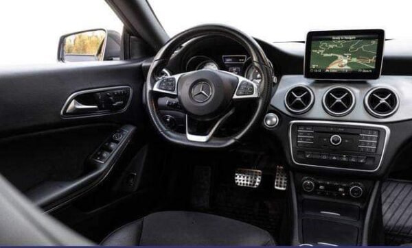 Mercedes-Benz CLA 200 – Image 30