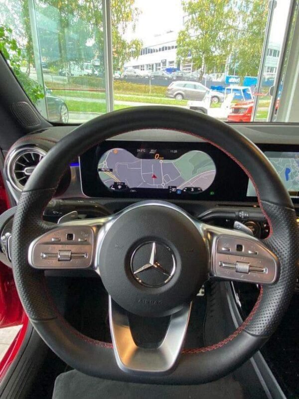 Mercedes-Benz CLA 180 – Image 12