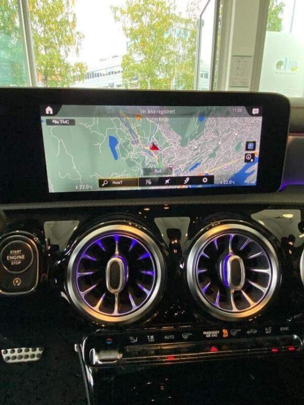 Mercedes-Benz CLA 180 – Image 20