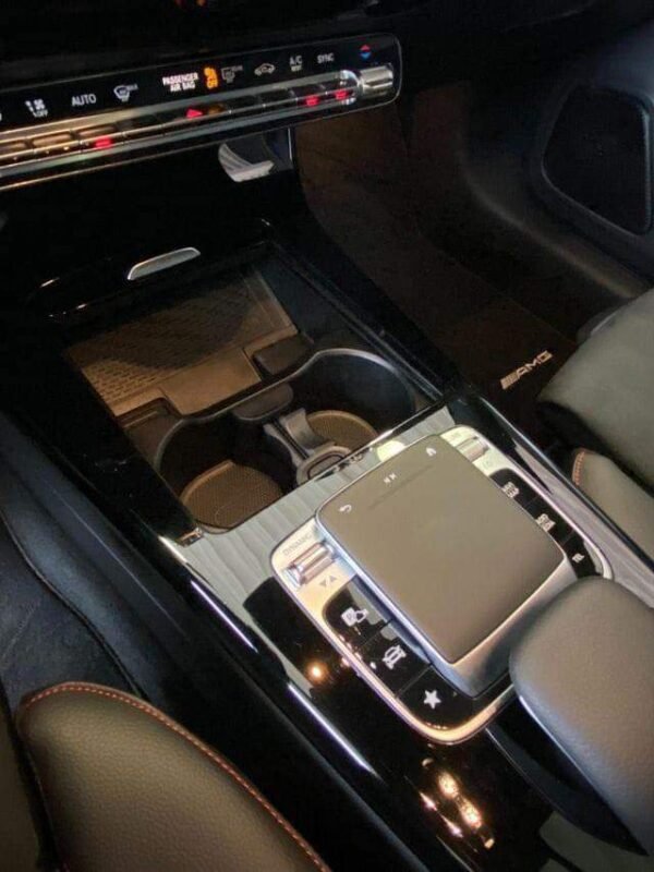 Mercedes-Benz CLA 180 – Image 24