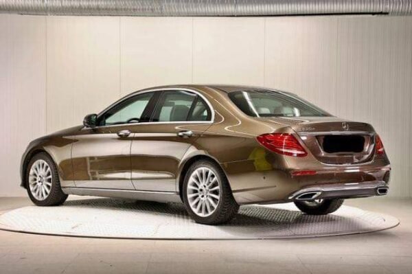 Mercedes-Benz E-classe 220 – Image 6
