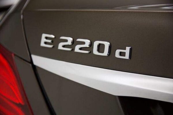 Mercedes-Benz E-classe 220 – Image 16