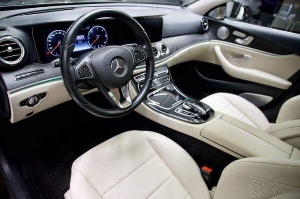 Mercedes-Benz E-classe 220 – Image 15
