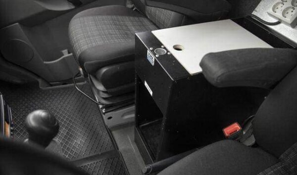 Mercedes-Benz Sprinter – Image 28