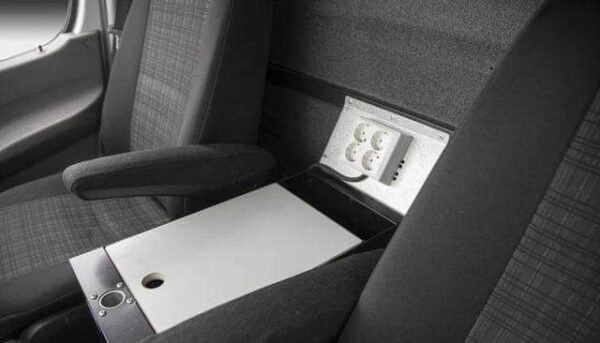 Mercedes-Benz Sprinter – Image 27