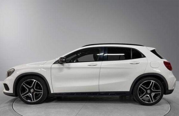 Mercedes-Benz GLA 200 – Image 4