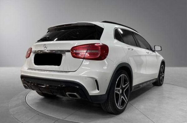 Mercedes-Benz GLA 200 – Image 9