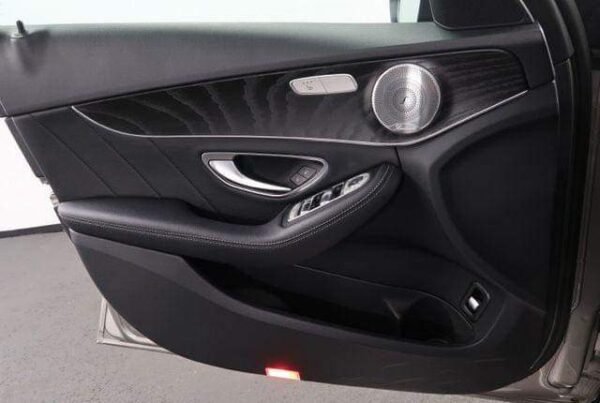 Mercedes-Benz classe C200 – Image 26