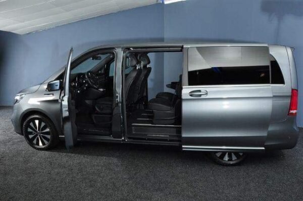 Mercedes-Benz EQV V300 – Image 8