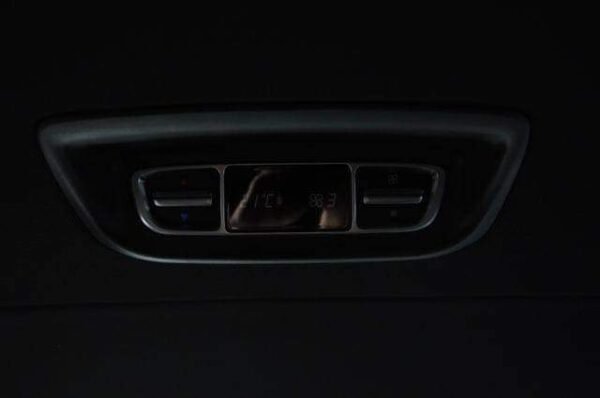 Mercedes-Benz EQV V300 – Image 17
