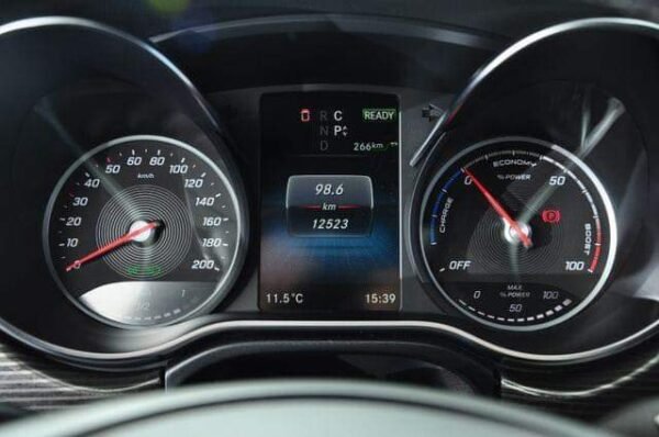 Mercedes-Benz EQV V300 – Image 19