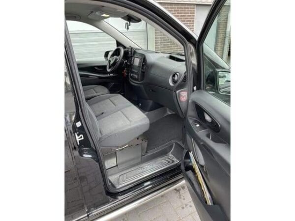 Mercedes-Benz Vito – Image 9