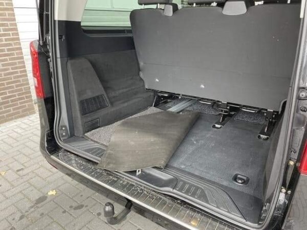 Mercedes-Benz Vito – Image 12