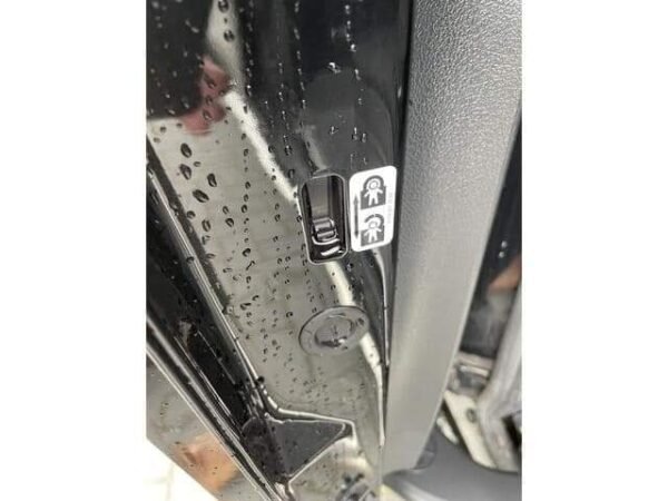Mercedes-Benz Vito – Image 14