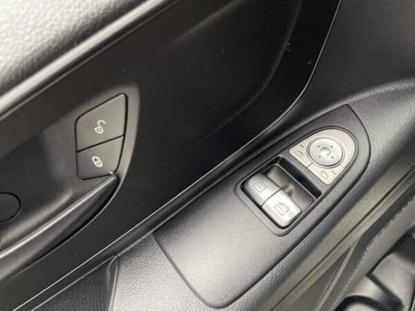 Mercedes-Benz Vito – Image 19
