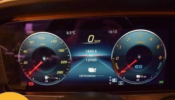 Mercedes-Benz Classe E 300 – Image 16