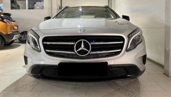 Mercedes-Benz GLA 200 – Image 4