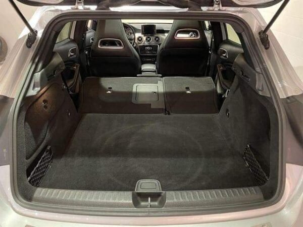 Mercedes-Benz GLA 200 – Image 31