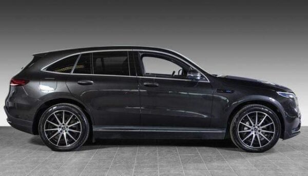 Mercedes-Benz EQC 400 – Image 7