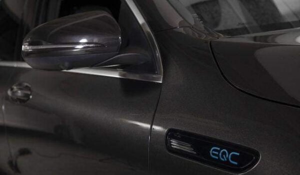 Mercedes-Benz EQC 400 – Image 13