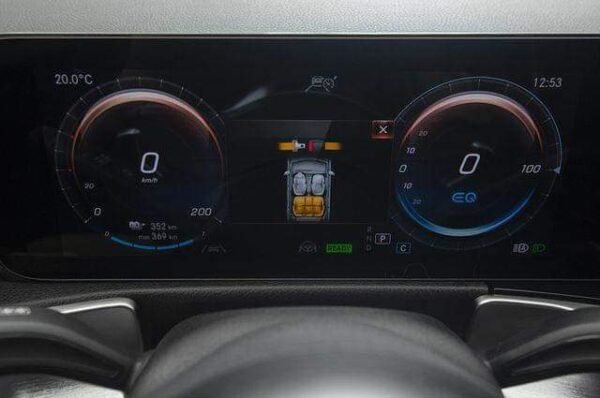 Mercedes-Benz EQB 350 – Image 16