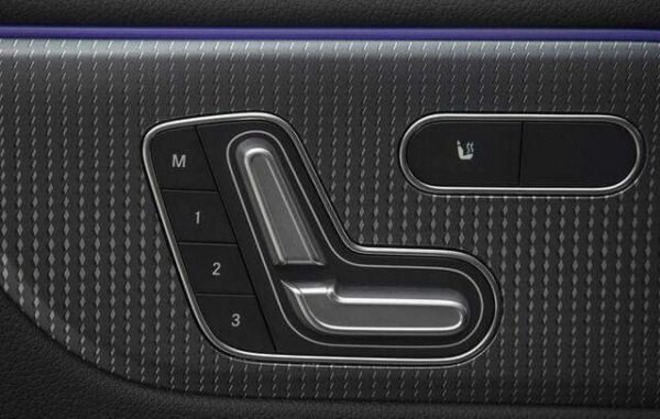 Mercedes-Benz EQB 350 – Image 26