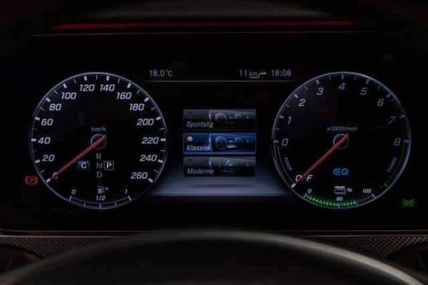 Mercedes-Benz classe E 350 – Image 44