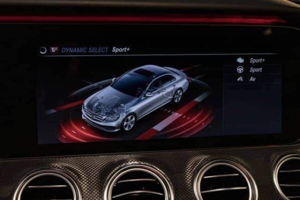 Mercedes-Benz classe E 350 – Image 47