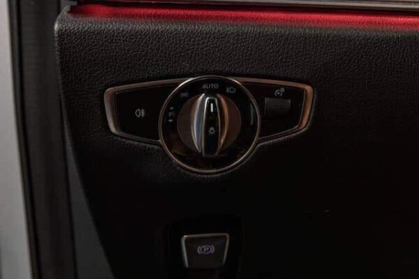 Mercedes-Benz classe E 350 – Image 54