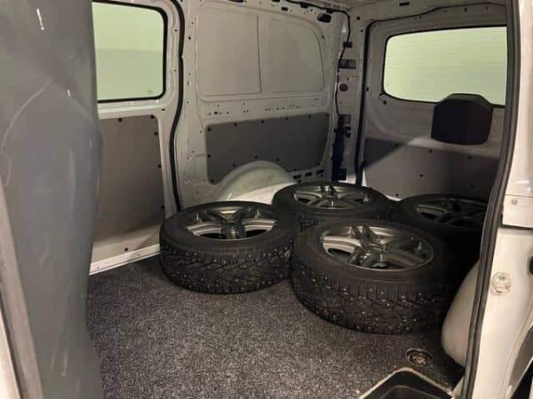 Mercedes-Benz Vito – Image 21