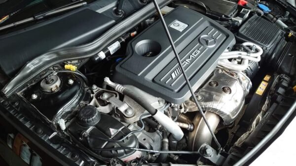 Mercedes-Benz CLA AMG 45 – Image 13